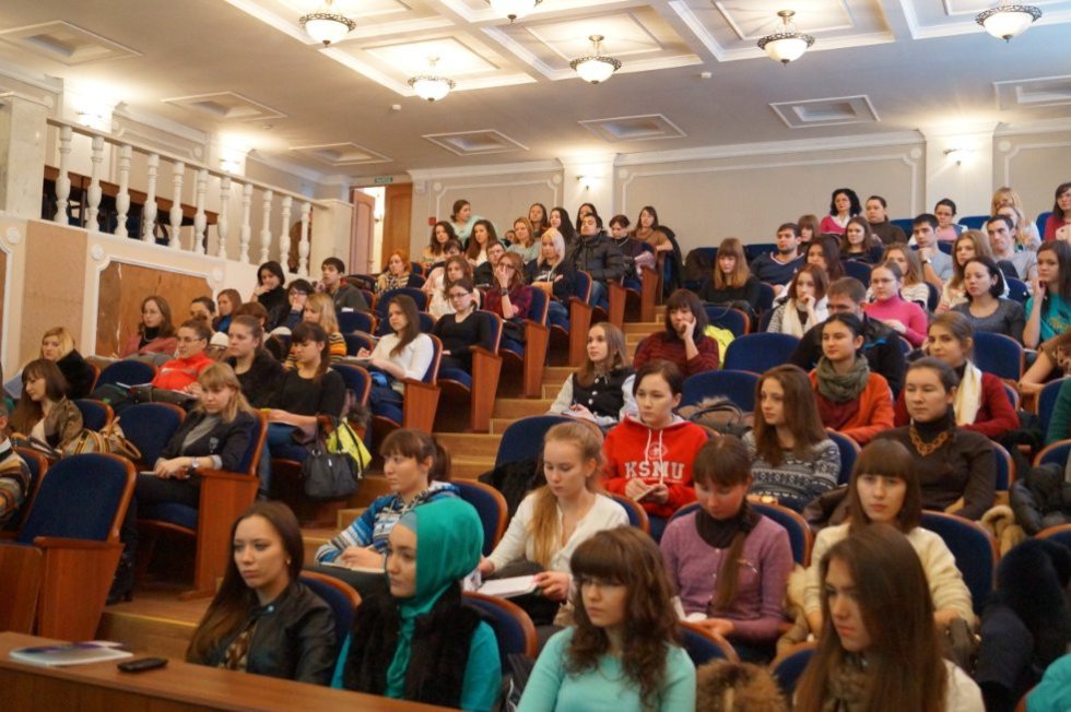 Kapka Panayotova: Support and Personal Involvement instead of Guardianship