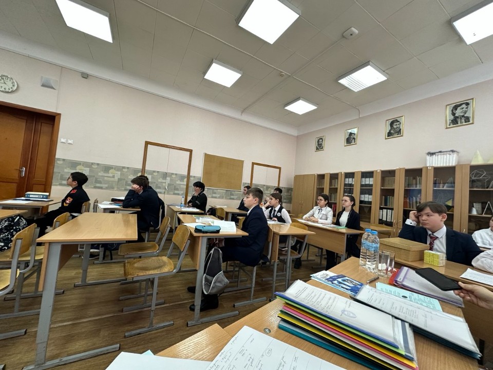 Профориентационная работа со школьниками на 'Рождественских чтениях' Профориентационная работа со школьниками на 'Рождественских чтениях'