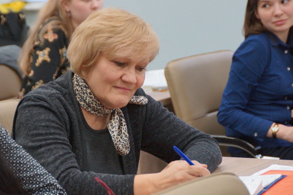 ������������� ������� ����������� '��������� � ������������ ����������� �����' (Reflections and Innovations in EFL: Teaching Methods and Assessments)