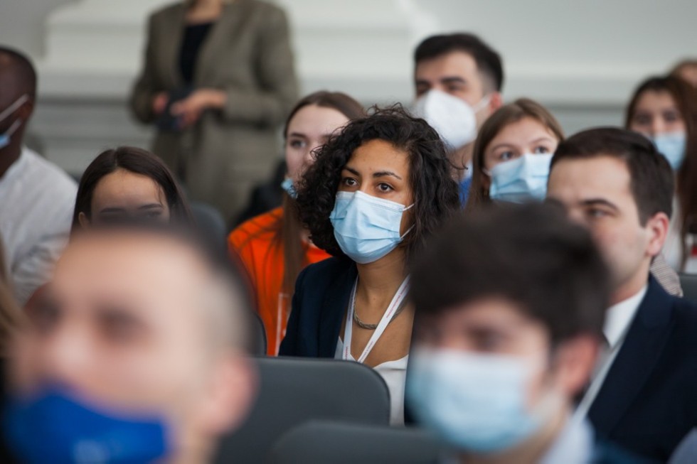 Второй этап Международной зимней исторической школы открылся в Елабужском институте КФУ Второй этап Международной зимней исторической школы открылся в Елабужском институте КФУ