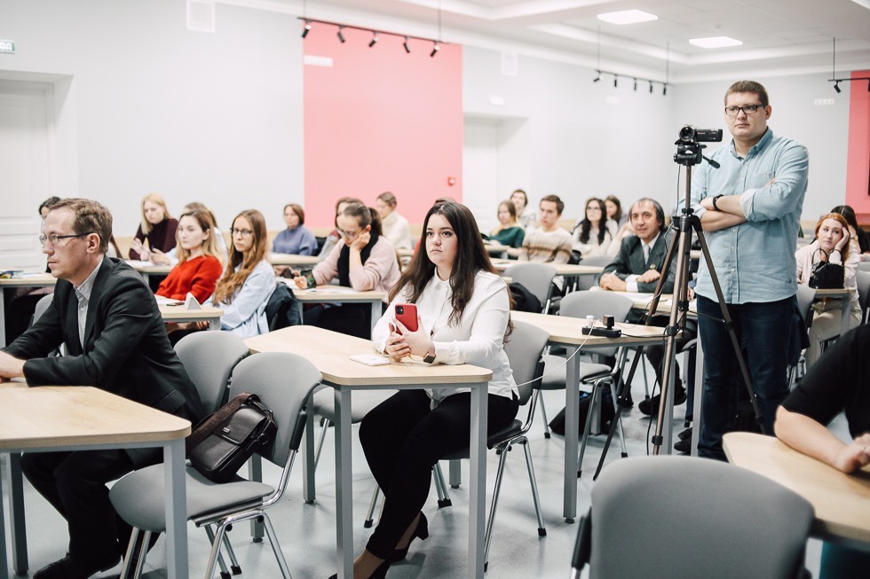В ИМО прошла очередная встреча с бакалаврами старших курсов В ИМО прошла очередная встреча с бакалаврами старших курсов