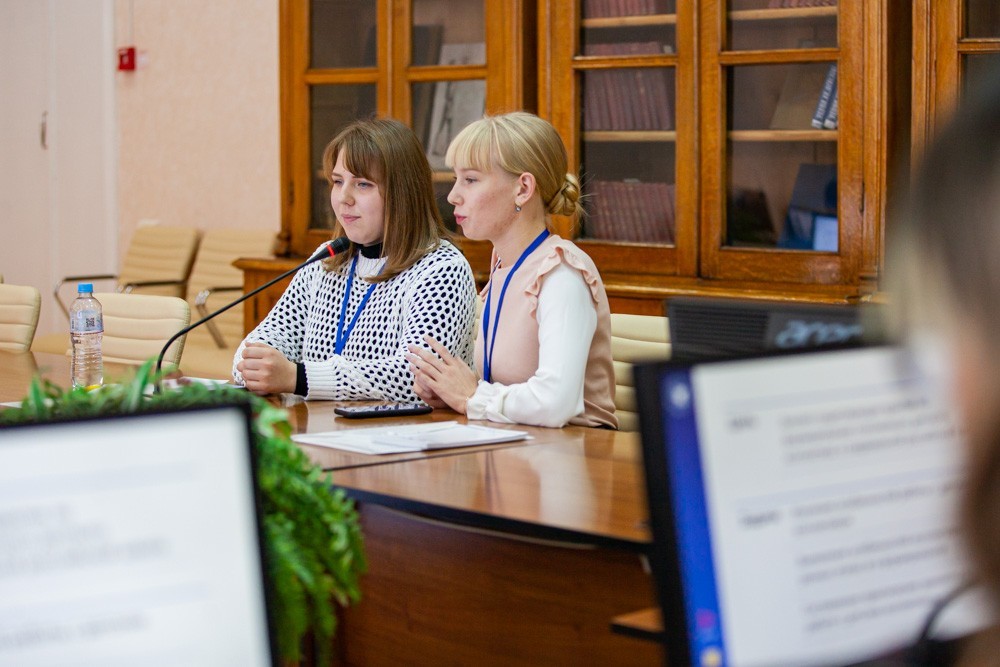 The international conference 'Science and the Youth' started at �labuga Institute of KFU