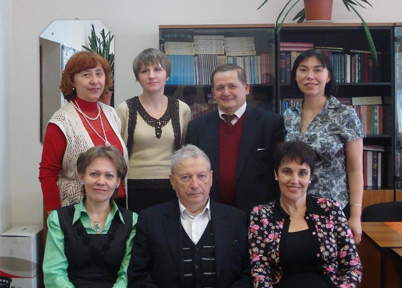 Служить университету ? в этом ее призвание. Алла Аркадьевна Сальникова Служить университету ? в этом ее призвание. Алла Аркадьевна Сальникова