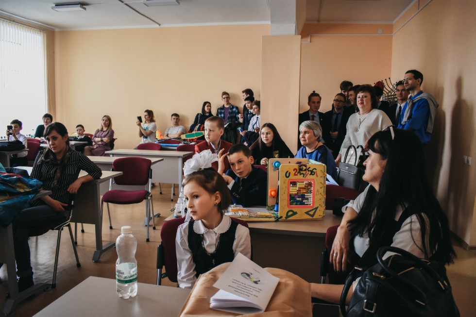 ����� ��������� ���� ������������� 