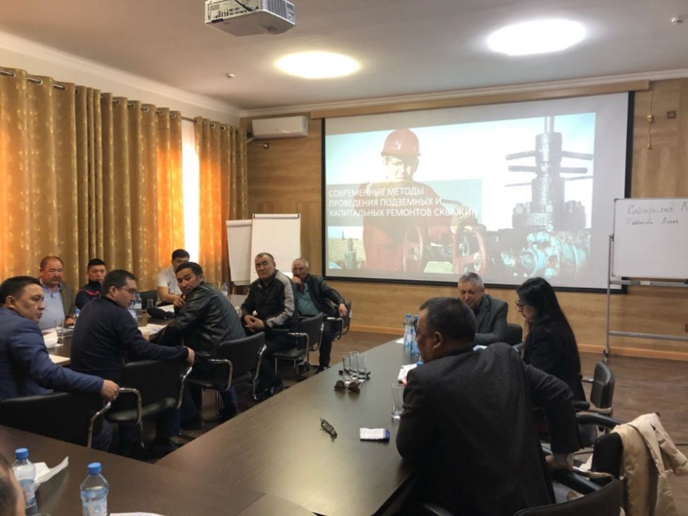 АО 'Матен Петролеум' наградил КФУ благодарственным письмом АО 'Матен Петролеум' наградил КФУ благодарственным письмом