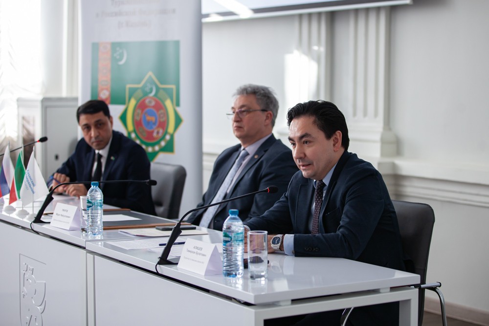 ����������� ������ ������������� � �. ������ ������� � ���������� ��������� ���