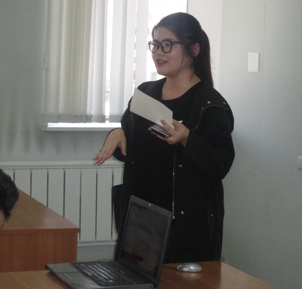 Трудно ли изучать русский и китайский языки? Трудно ли изучать русский и китайский языки?