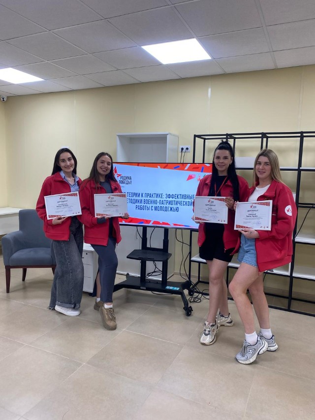 Преподаватели Института психологии и образования КФУ - участники Международного форума 'Родина Победы!' в Волгоградской области Преподаватели Института психологии и образования КФУ - участники Международного форума 'Родина Победы!' в Волгоградской области