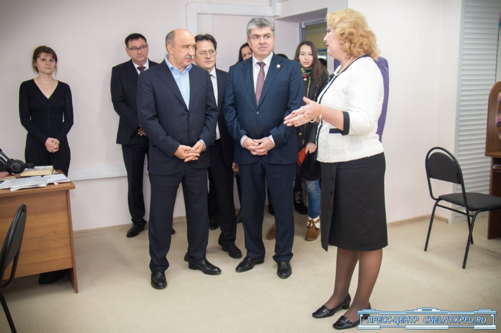 В Набережночелнинскои институте КФУ прошло открытие нового учебного здания В Набережночелнинскои институте КФУ прошло открытие нового учебного здания