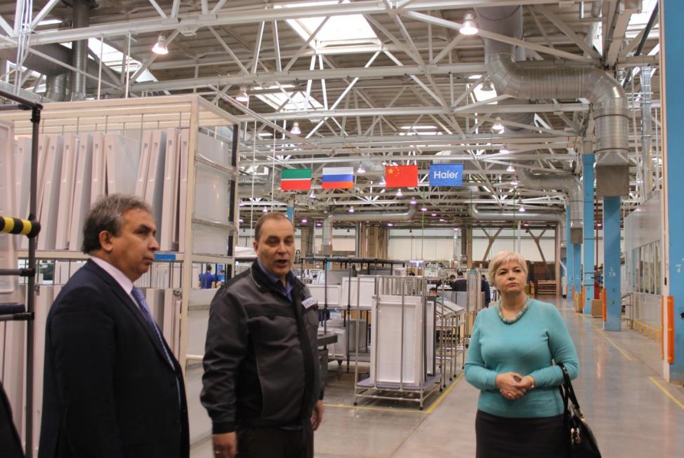 Делегация ИМОИиВ КФУ посетила компанию Haier Делегация ИМОИиВ КФУ посетила компанию Haier