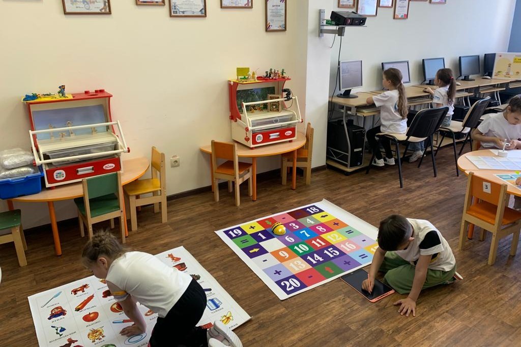 Практико-ориентированная направленность курсов повышения квалификации преподавателей Кыргызско- Узбекского Международного университета им. Б. Сыдыкова Практико-ориентированная направленность курсов повышения квалификации преподавателей Кыргызско- Узбекского Международного университета им. Б. Сыдыкова