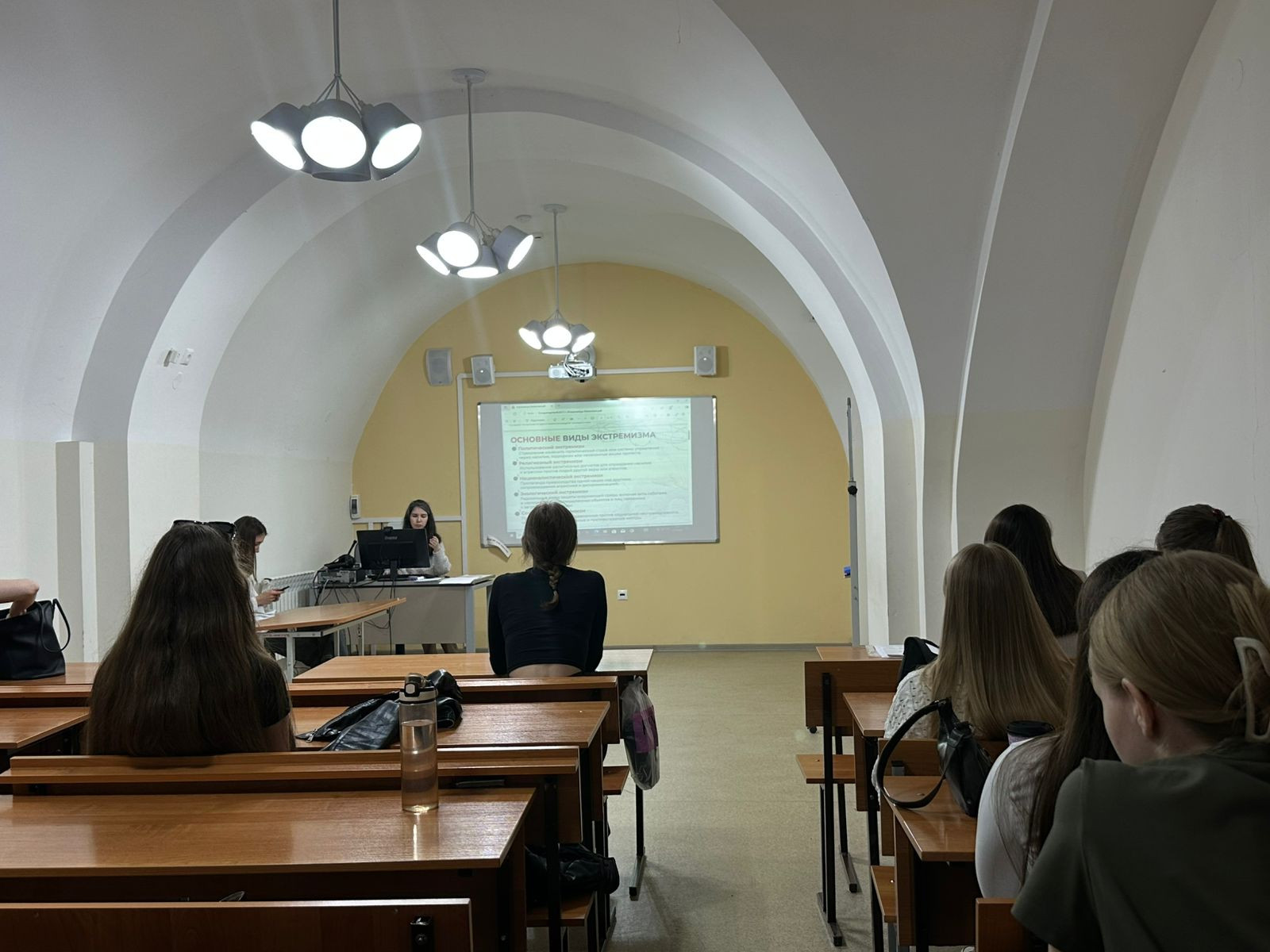 В группе 17.1-113 был проведен кураторский час В группе 17.1-113 был проведен кураторский час