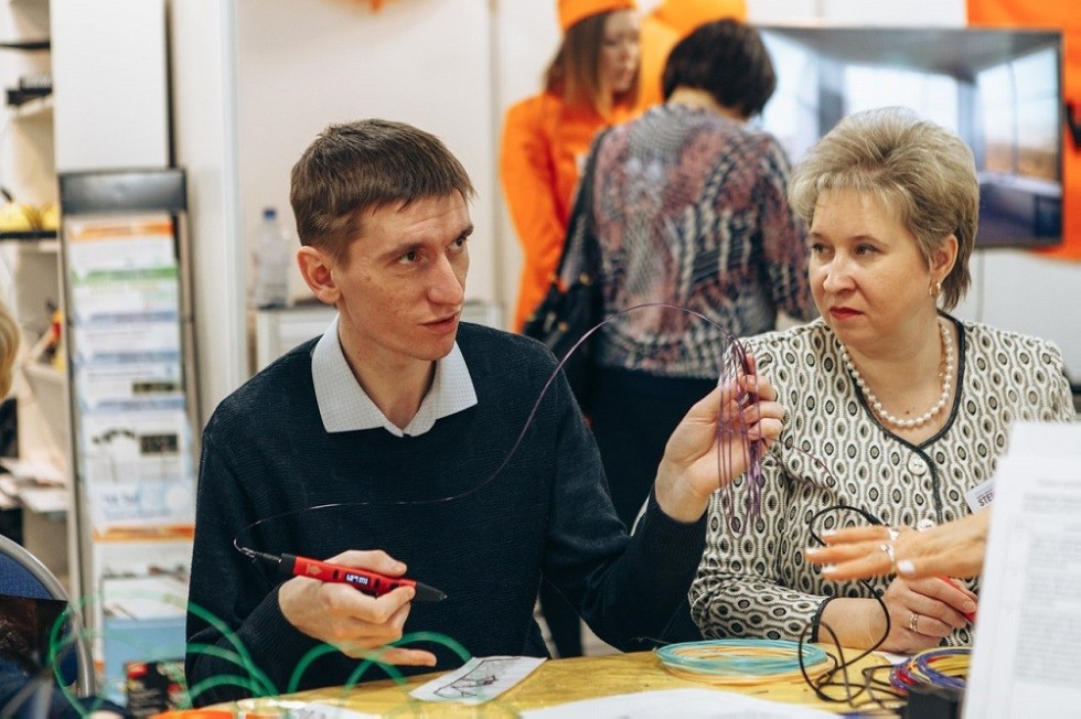 VIII Межрегиональный образовательный форум 'Наука искусства и искусство науки. 'STEM vs. STEAM' VIII Межрегиональный образовательный форум 'Наука искусства и искусство науки. 'STEM vs. STEAM'