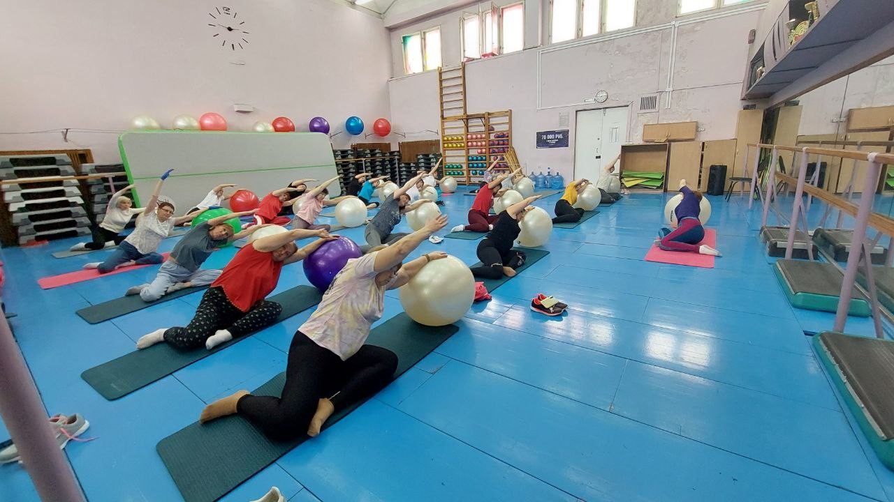 Производственная гимнастика в рамках Всемирного Дня здоровья Производственная гимнастика в рамках Всемирного Дня здоровья