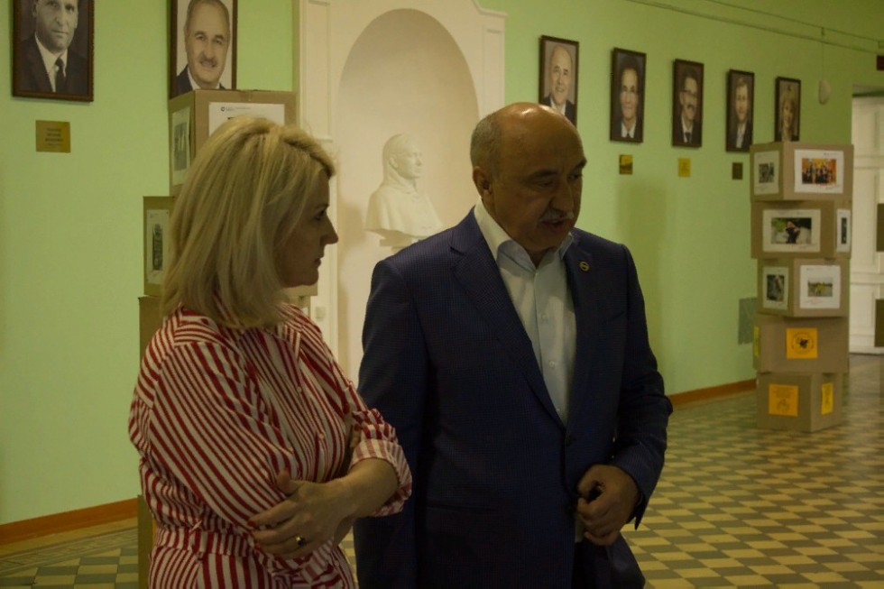 В Елабужском институте КФУ состоялось обсуждение дорожной карты вуза В Елабужском институте КФУ состоялось обсуждение дорожной карты вуза