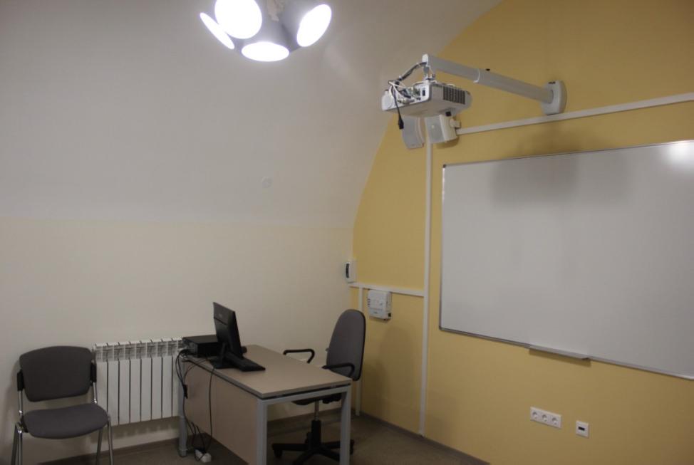 �������-������