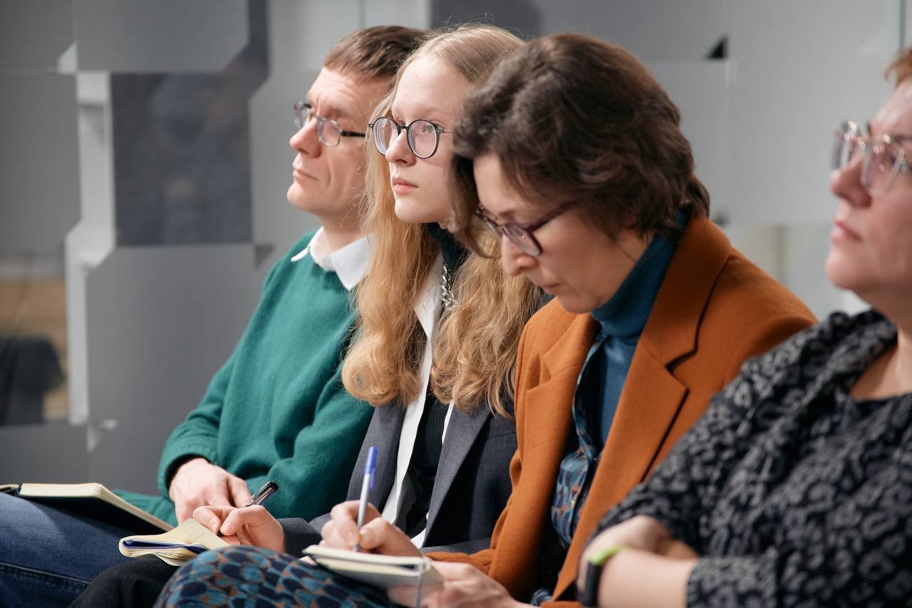 ������ ��������� �������� ������ � ������������