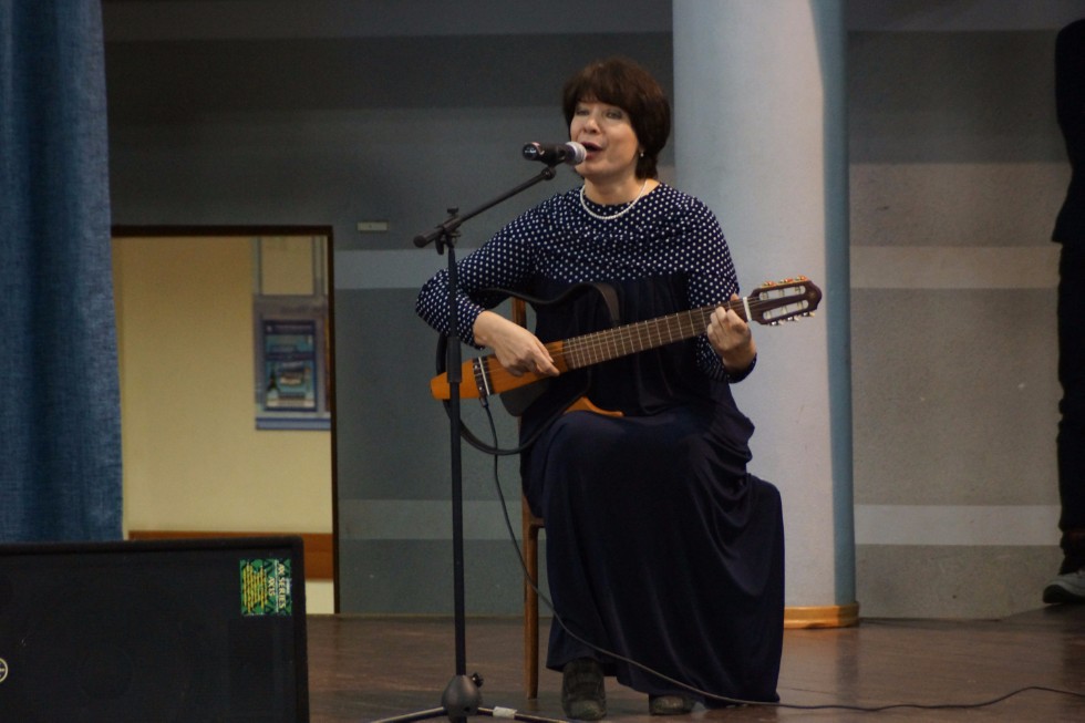 ����� ����� � ��������� ������������