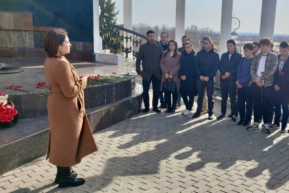 �������� ��������� ������������� � ����������� ���� ��������� ����� � ������� ����