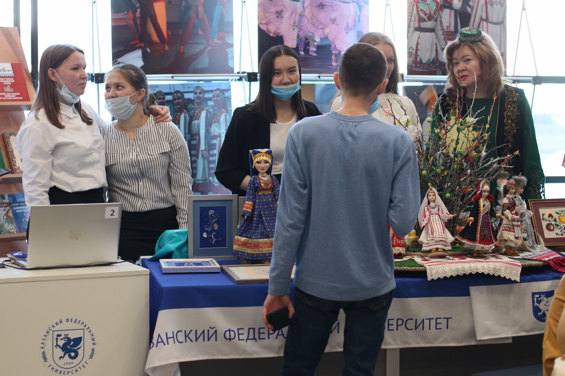 KFU student Aygul Shakirova wins Tatar language talent pageant Yaz Guzale 2021 KFU student Aygul Shakirova wins Tatar language talent pageant Yaz Guzale 2021