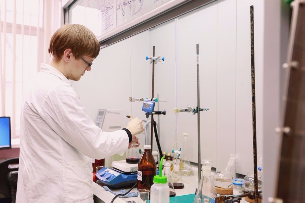 Latest Research Developments Discussed at the Institute of Chemistry