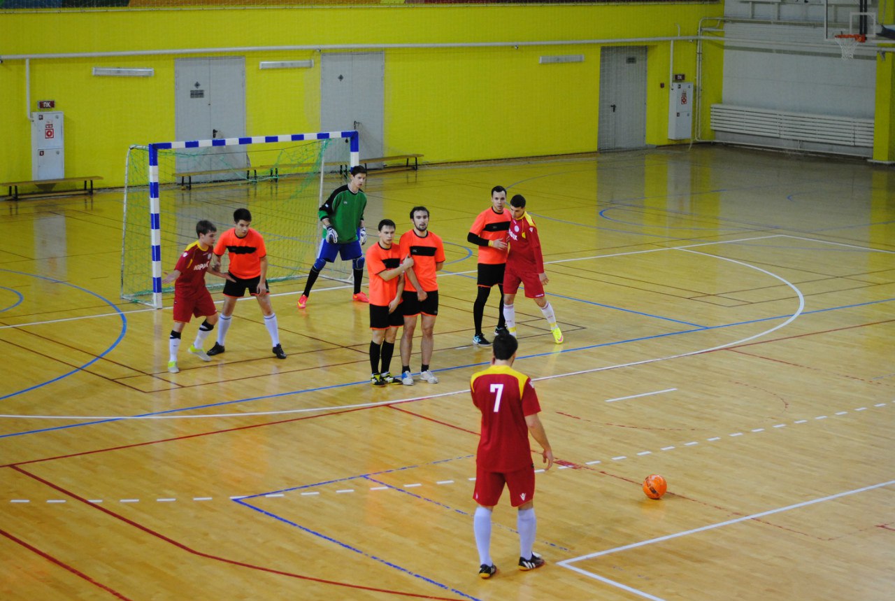 Кубок Казанского университета по мини-футболу остается в стенах Института физики