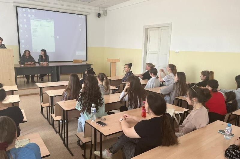 Выпускник-студенту: лучшие образовательные практики Выпускник-студенту: лучшие образовательные практики