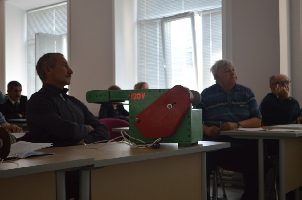 ����� ��������� ���� ������������� 