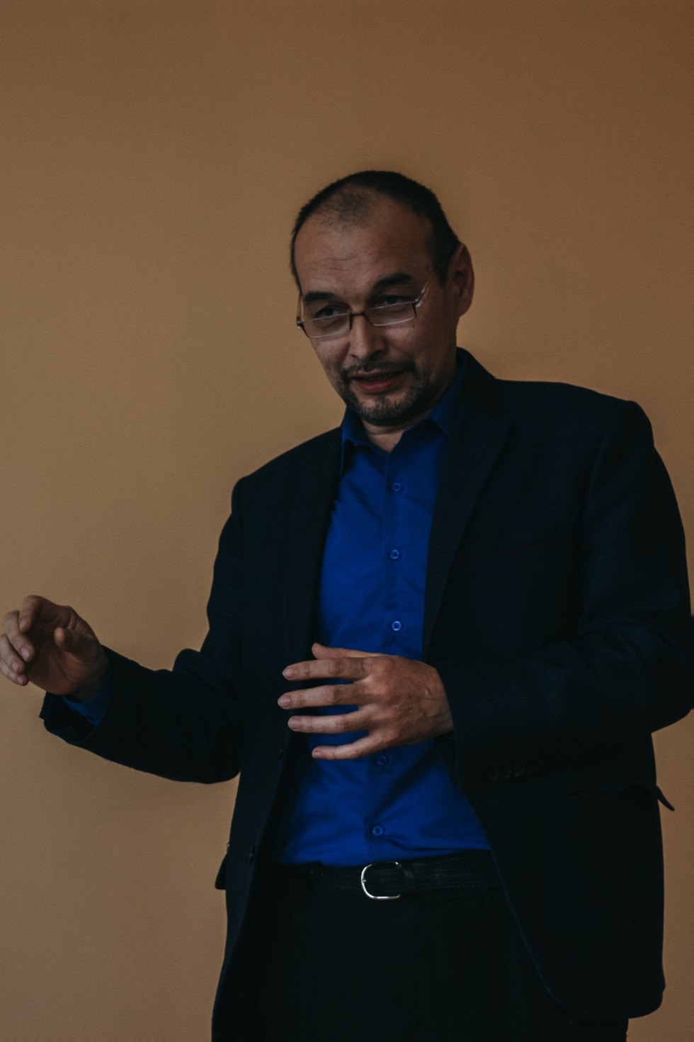 ����� ��������� ���� ������������� 