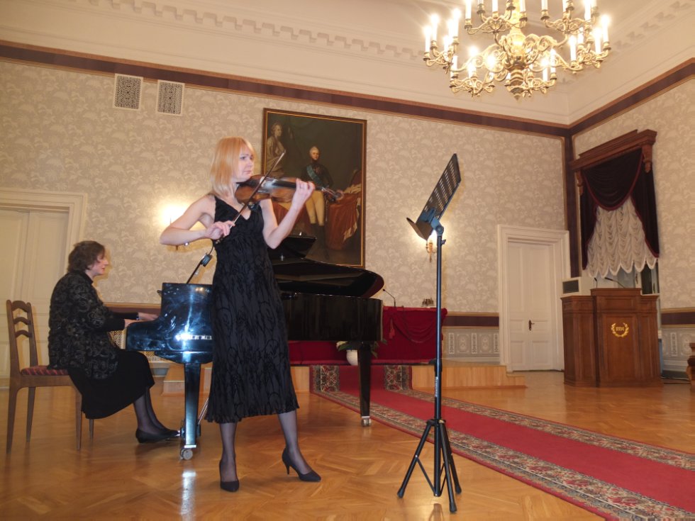 ����� ������� ���������� ������������ ������� ���� 35-�����!