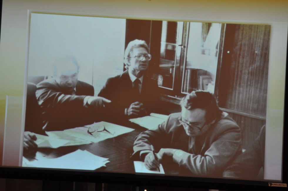 � ������������ ����� �� � ������ ����� '�����������' ���������� �������, ����������� ������� ������������ ����