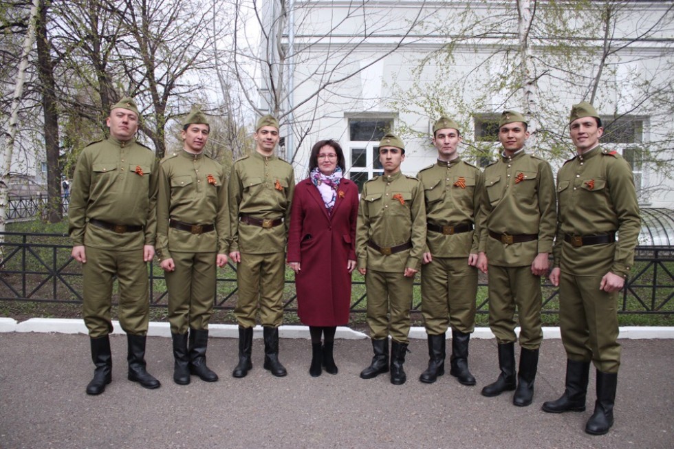 Студенческий марш: от Кремля до глубин сердец Студенческий марш: от Кремля до глубин сердец