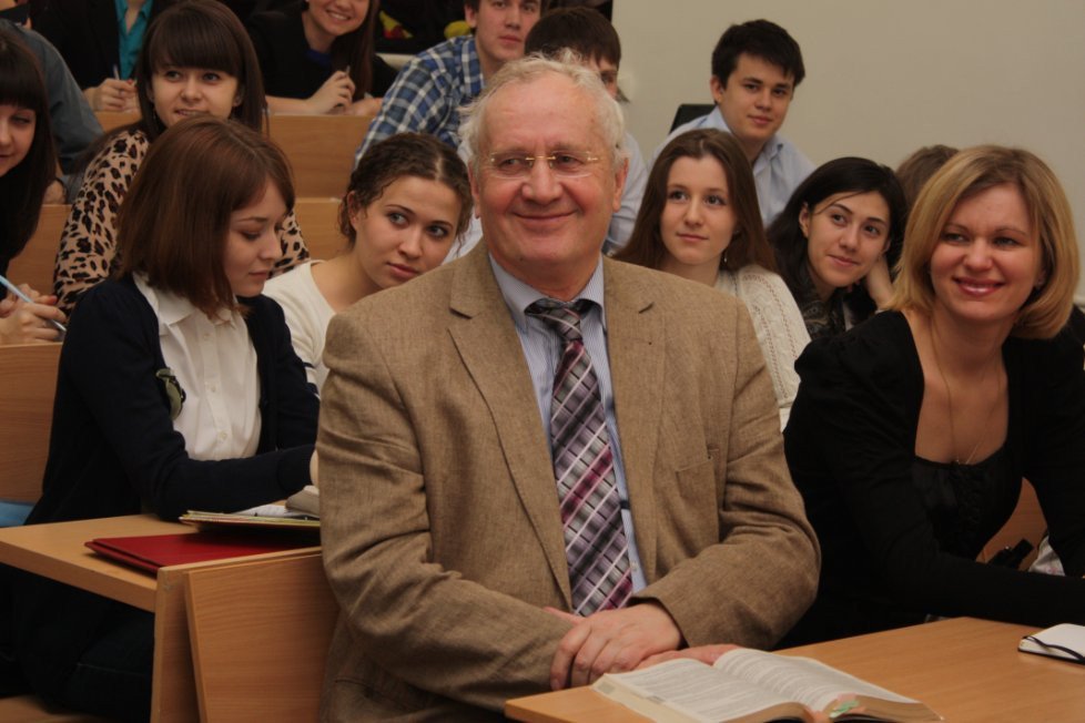 Public lecture delivered by Professor Menno Aden (Essen, Germany)