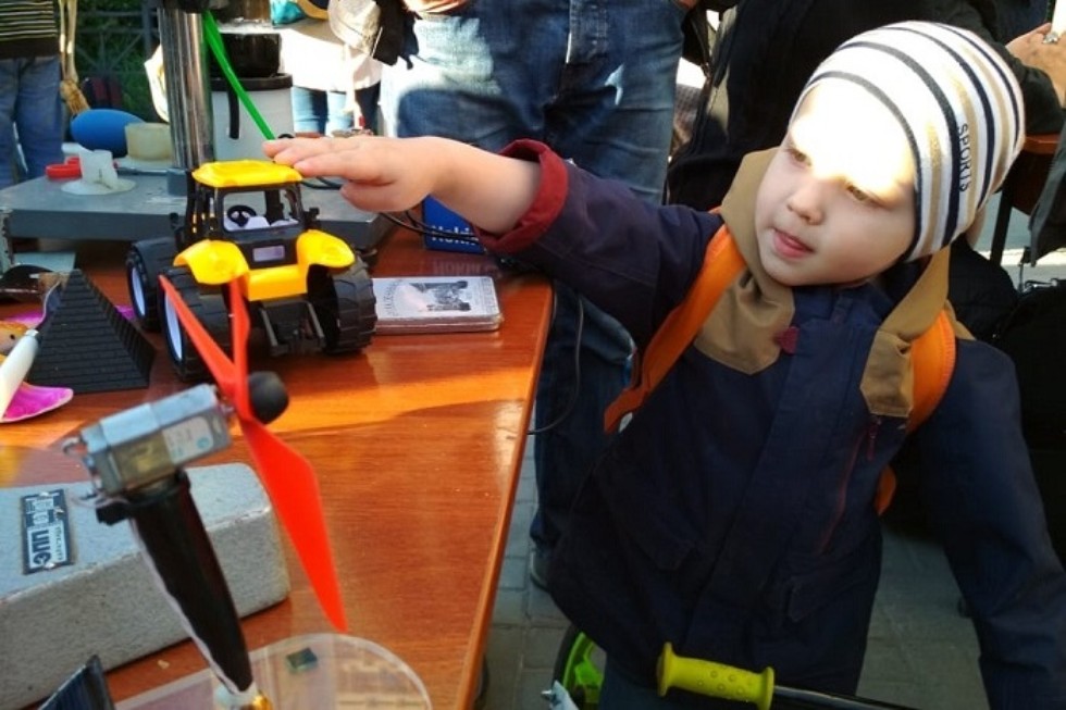 Преподаватели и студенты Елабужского института КФУ приняли участие в проекте 'РRО-Наука в КФУ' Преподаватели и студенты Елабужского института КФУ приняли участие в проекте 'РRО-Наука в КФУ'