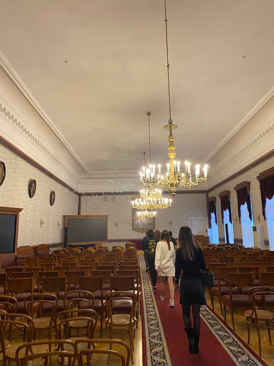 Знакомство с историей Знакомство с историей