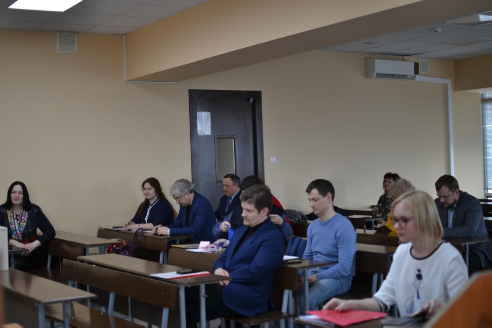 ������ ����� ����