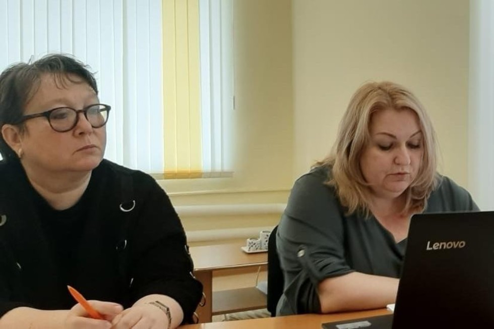 Образование в условиях пандемии: Всероссийский онлайн-вебинар прошел в Елабужском институте КФУ Образование в условиях пандемии: Всероссийский онлайн-вебинар прошел в Елабужском институте КФУ