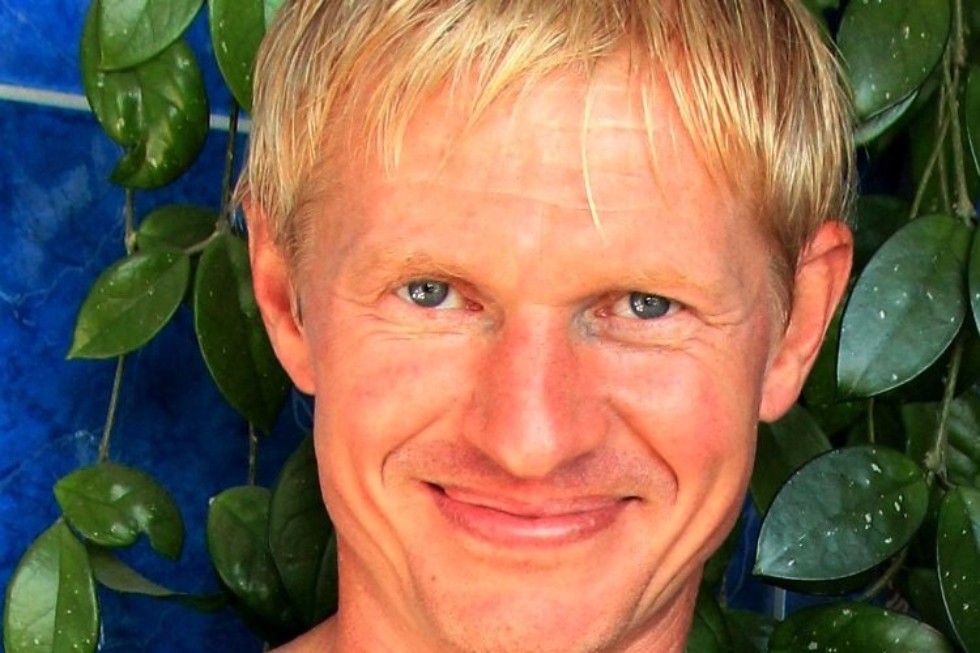 New sides of the birds' keeper New sides of the birds' keeper