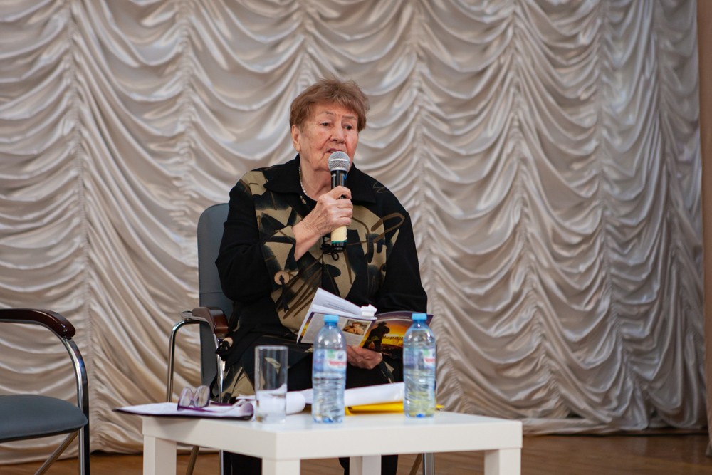 Участникам СВО посвятили встречу с поэтом в Елабужском институте КФУ Участникам СВО посвятили встречу с поэтом в Елабужском институте КФУ