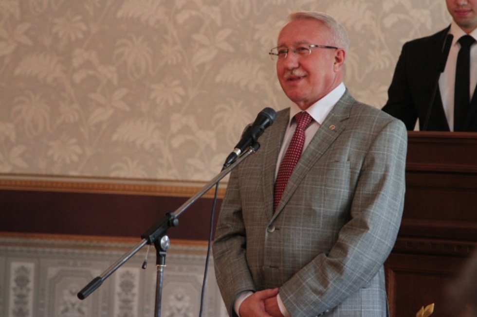 �������� ������� ���� ����� � ������