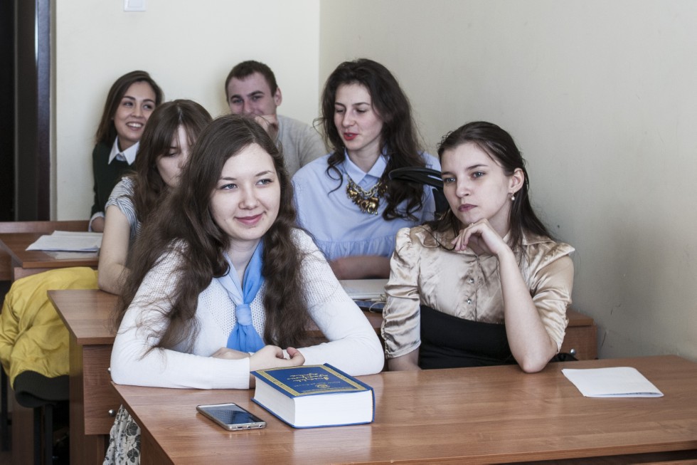 ����� ������������ ������-������������ ����������� �� ������� ��������������