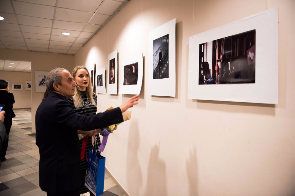 ������������ 'View'