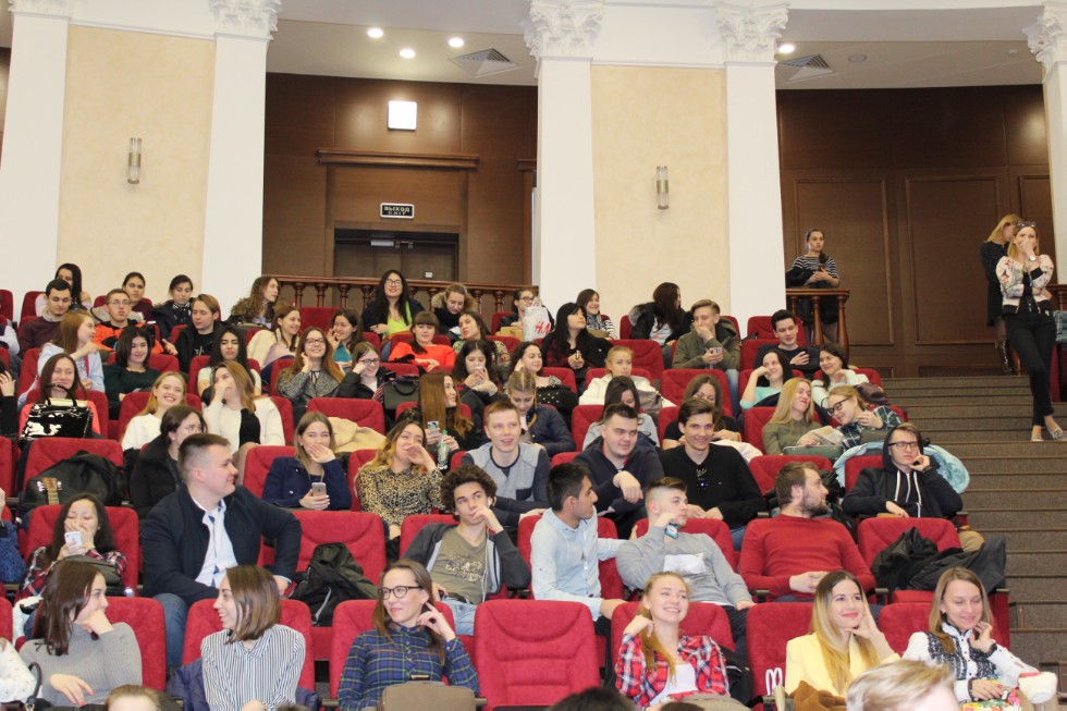 ������ ������������ ���������� '���� ���������' �������� �.�.