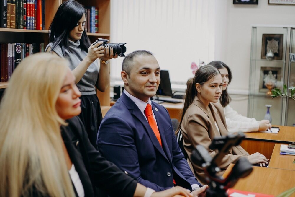 Визит генерального директора ООО Визит генерального директора ООО