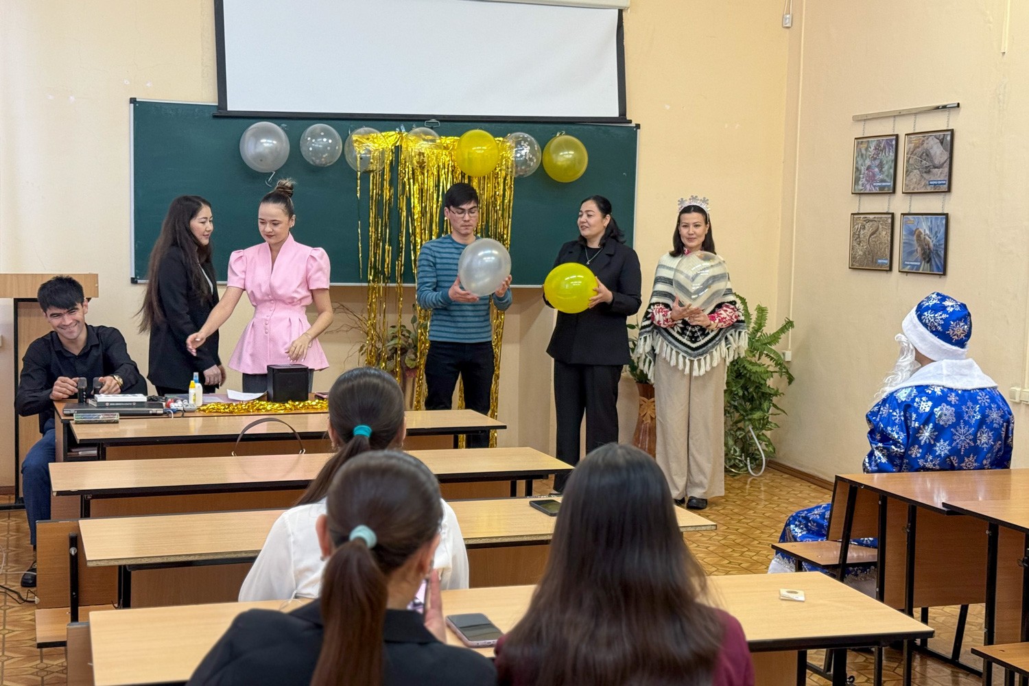 В группе е3120 состоялся 'Фестиваль новогодних культур' В группе е3120 состоялся 'Фестиваль новогодних культур'