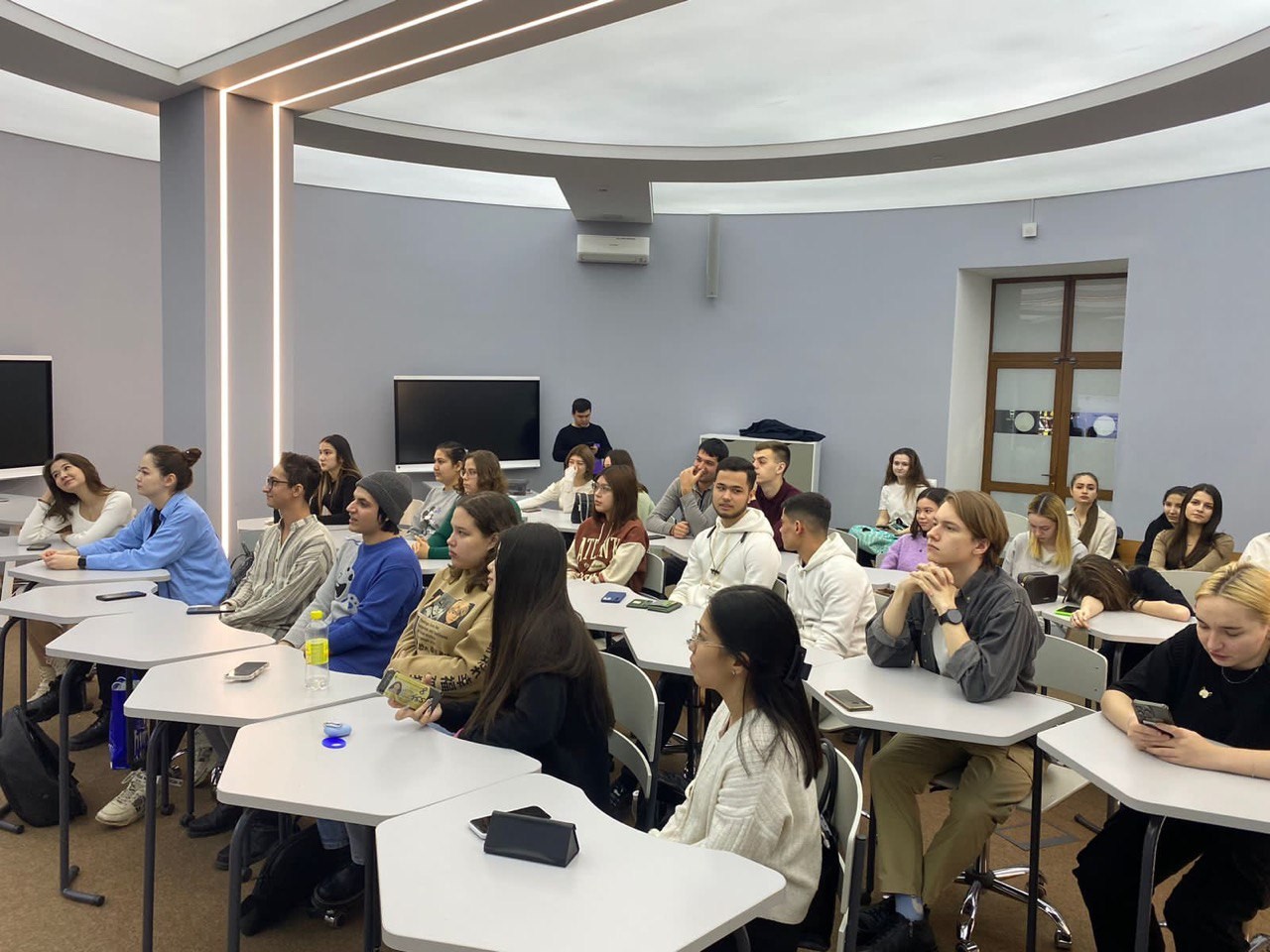 ������� � ������������ ���������� � ��� ���: ������ � ������