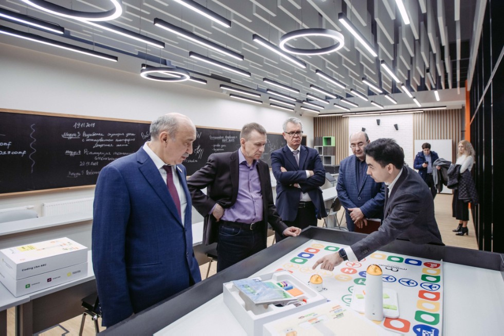 Deputy Minister of Science and Higher Education of Russia Alexander Stepanov toured university facilities