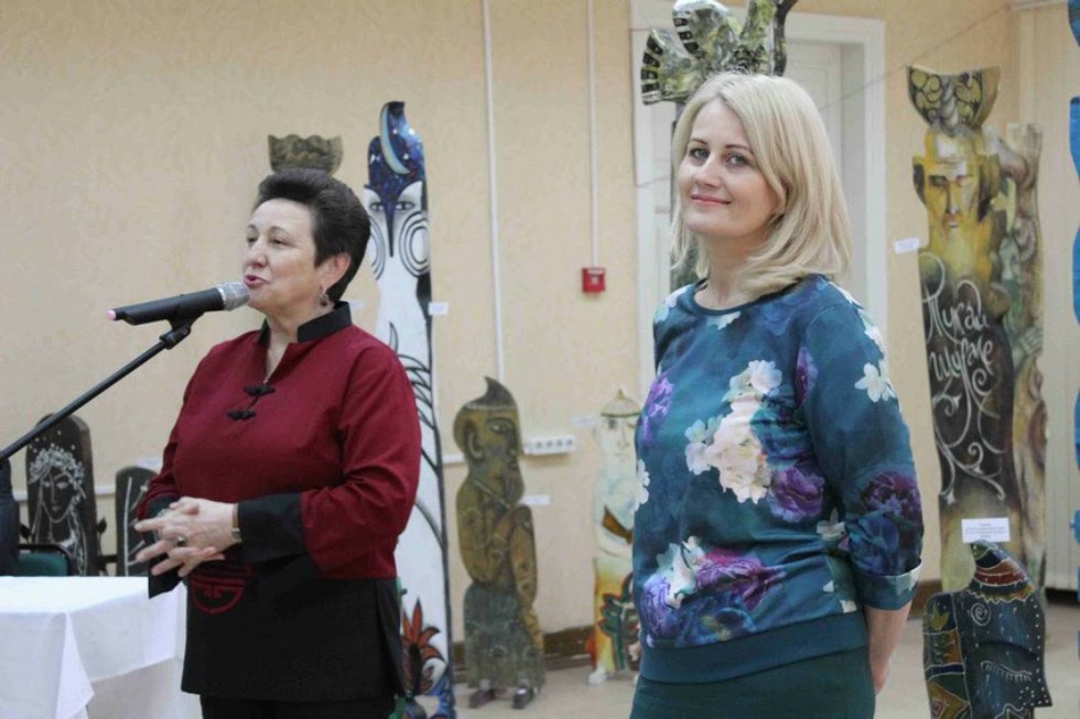 Сегодня в Елабужском институте КФУ состоялась презентация выставки работ участников всероссийского этно-арт-симпозиума 'Песнь о Шурале',посвященной 130 - летию со дня рождения татарского поэта Габдуллы Тукая Сегодня в Елабужском институте КФУ состоялась презентация выставки работ участников всероссийского этно-арт-симпозиума 'Песнь о Шурале',посвященной 130 - летию со дня рождения татарского поэта Габдуллы Тукая