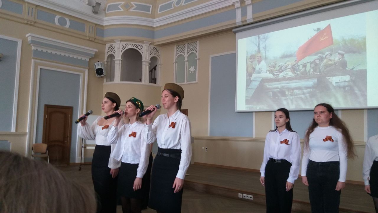 Фестиваль солдатской песни 'Песни, с которыми мы победили' Фестиваль солдатской песни 'Песни, с которыми мы победили'