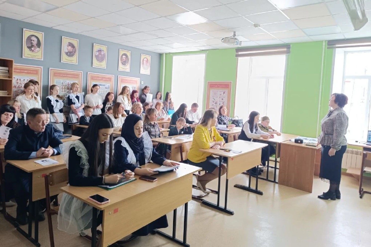 Доцент Елабужского института КФУ выступил экспертом на научно-педагогических чтениях имени Магинур Файзуллиной Доцент Елабужского института КФУ выступил экспертом на научно-педагогических чтениях имени Магинур Файзуллиной